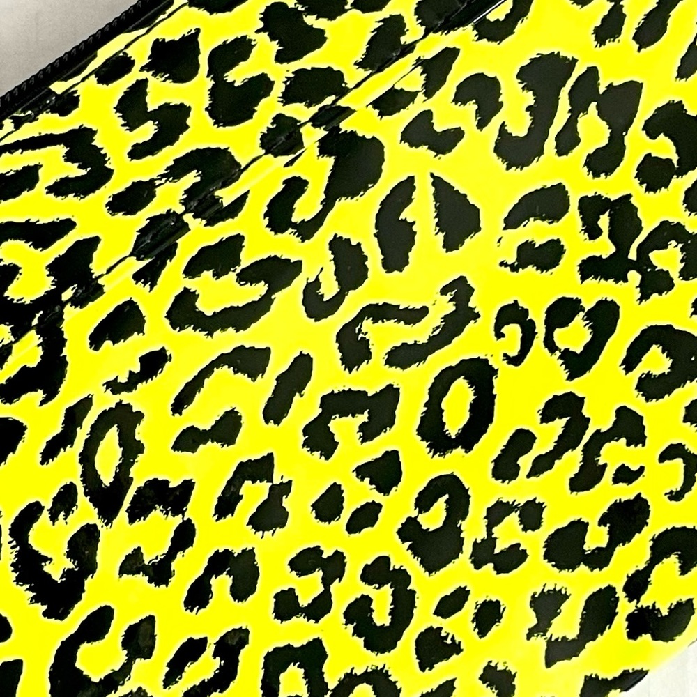 Neon Yellow Leopard Bag Clutch NWOT - Picture 3 of 7